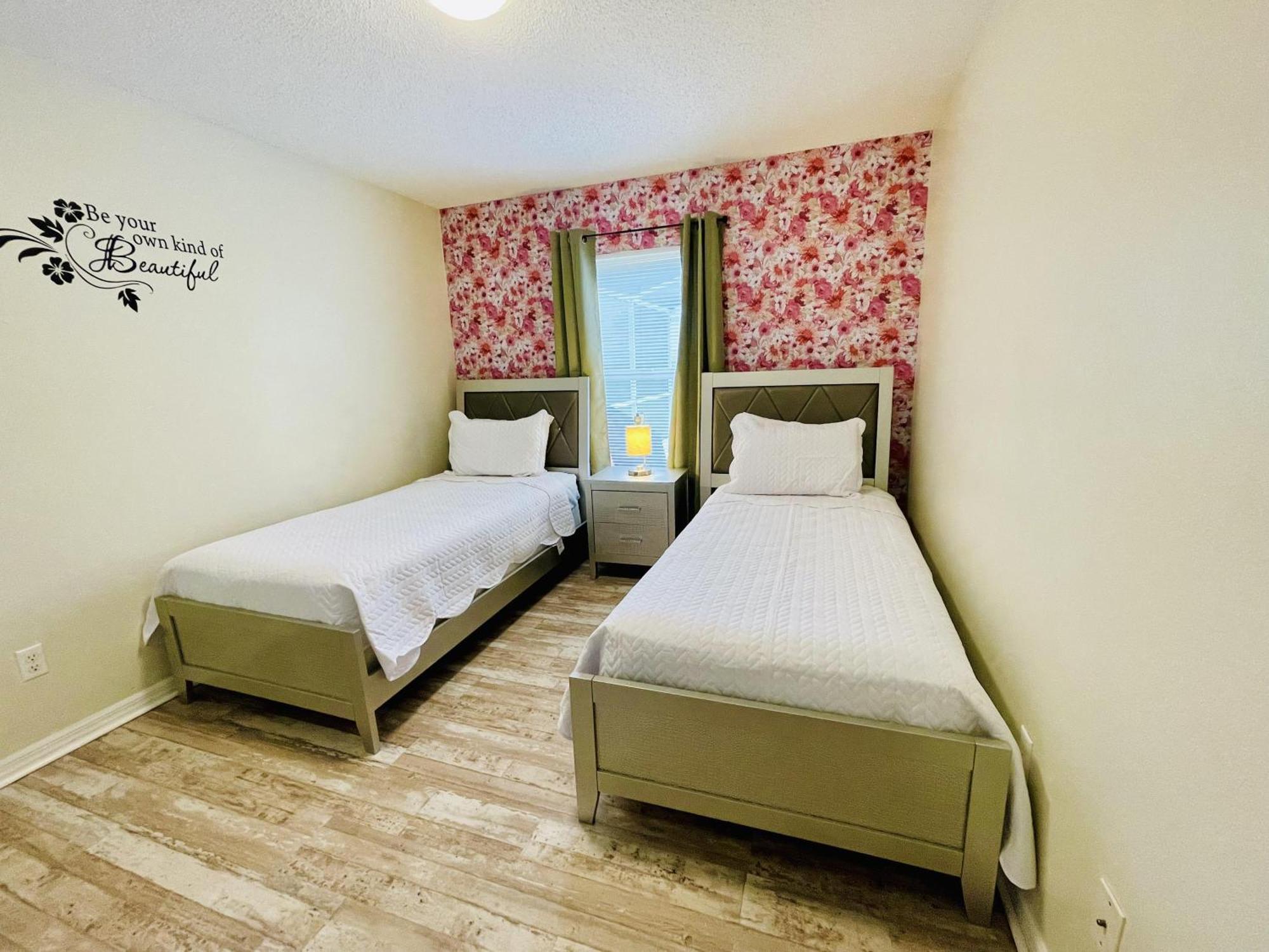Beautiful 5-5 Bedroom Home!!! Kissimmee Esterno foto